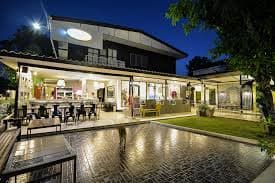 Cafe