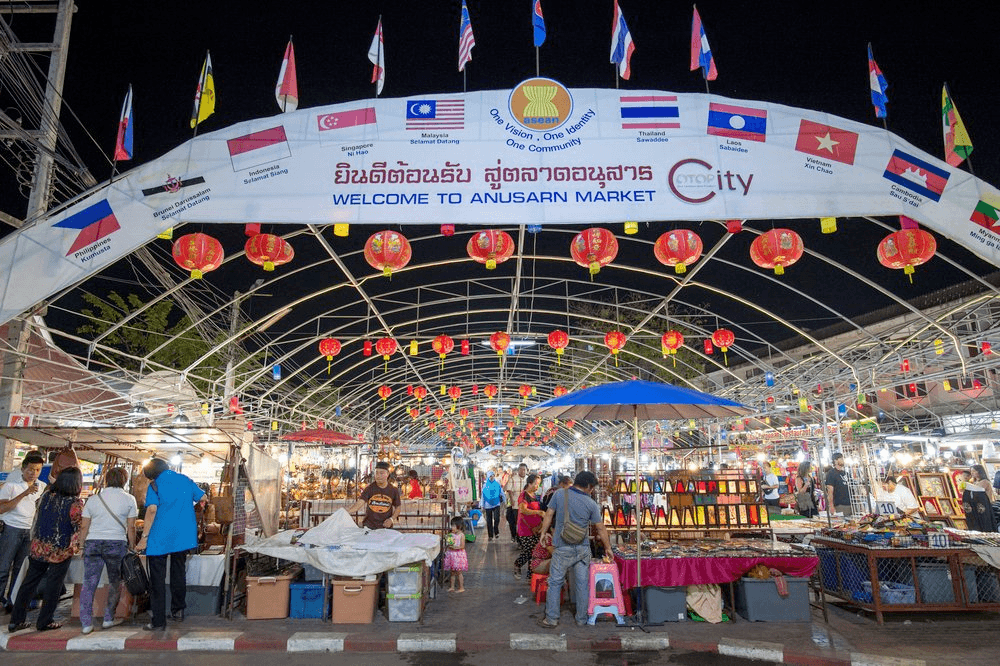 Chiang Mai Night Bazaar 4