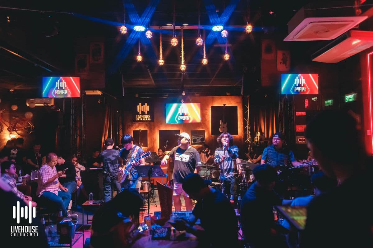 Live Music House 4