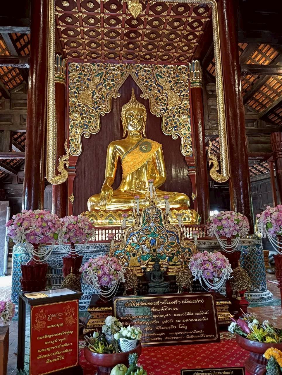 Chiang Mai Temple Discovery 12
